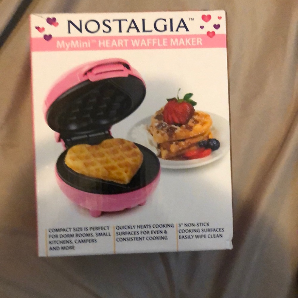 Heart shaped waffle maker